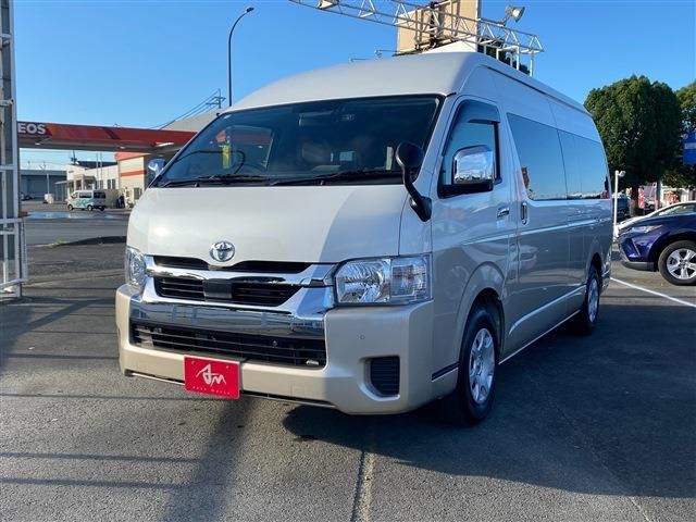 TOYOTA / HIACE wagon