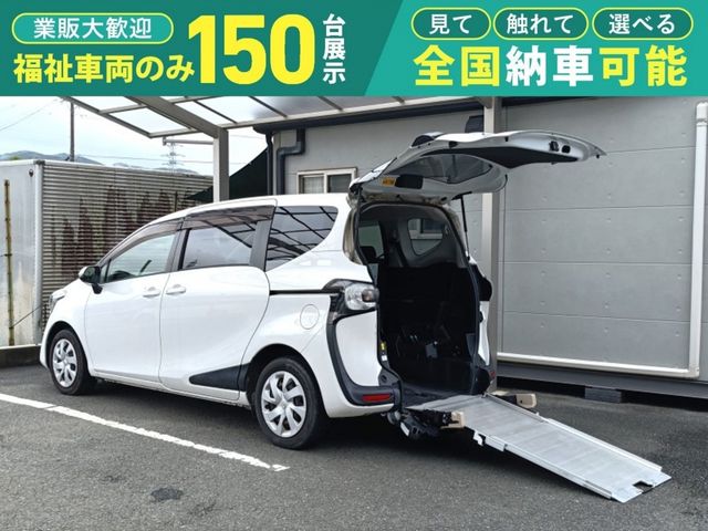 TOYOTA / SIENTA