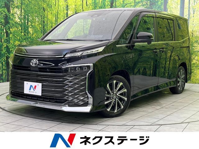 TOYOTA / VOXY