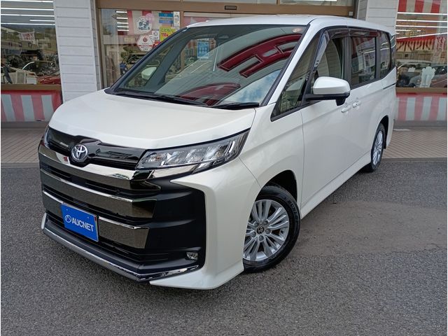 TOYOTA / NOAH HYBRID