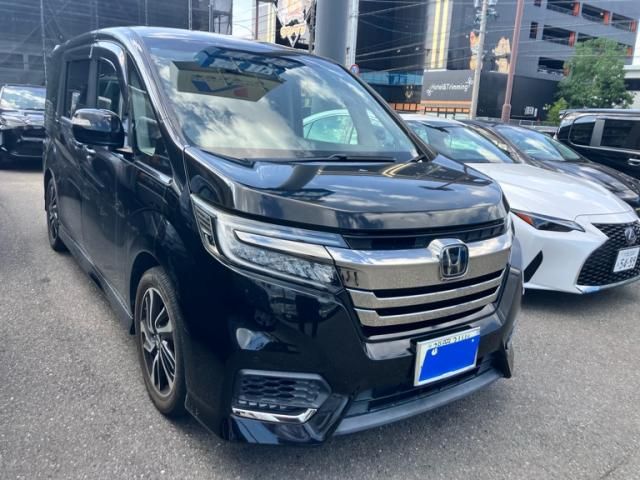 HONDA / STEPWAGON SPADA