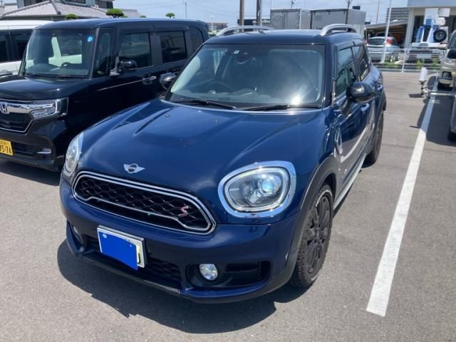 BMW / BMW MINI COOPER SD CROSSOVER