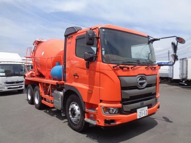 HINO / PROFIA