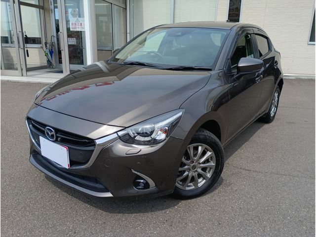 MAZDA / DEMIO 4WD