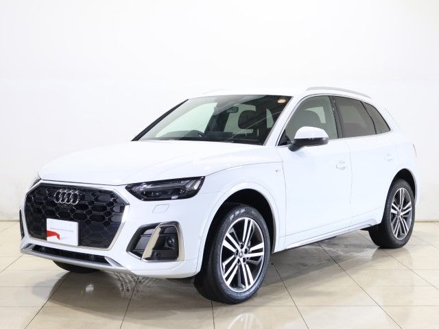 AUDI / AUDI Q5