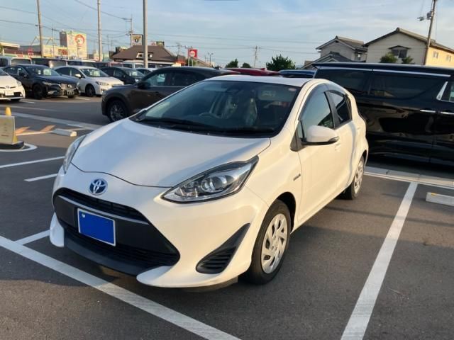TOYOTA / AQUA