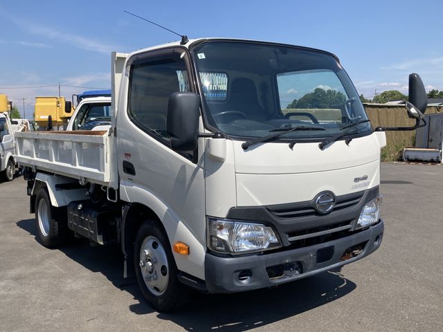 HINO / DUTRO