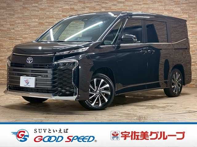 TOYOTA / VOXY HYBRID