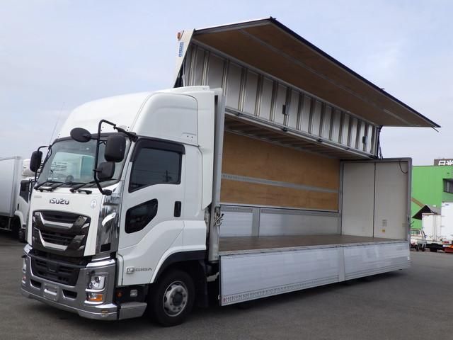 ISUZU / GIGA