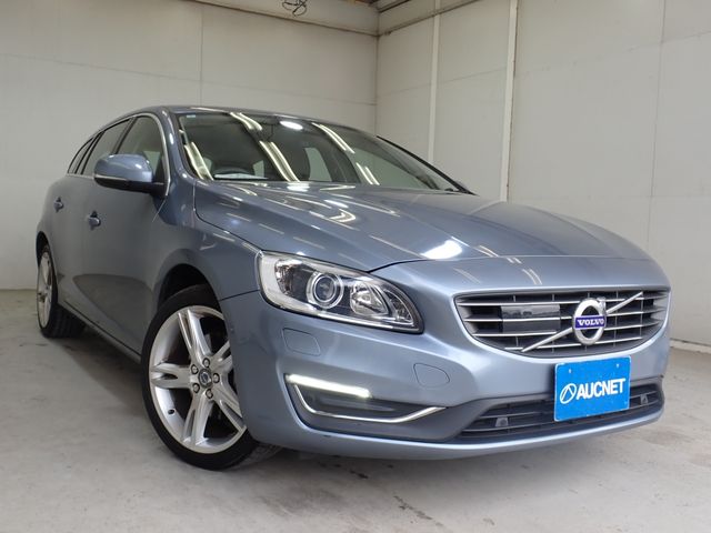 VOLVO / VOLVO V60