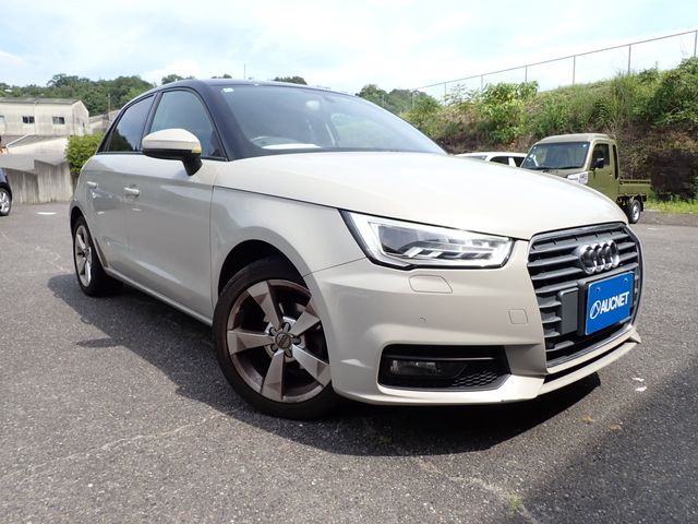 AUDI / AUDI A1 SPORTBACK