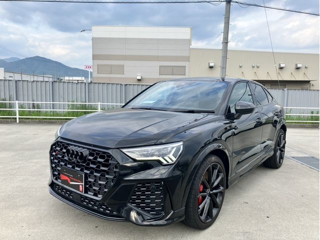 AUDI / AUDI RS Q3 SPORTBACK