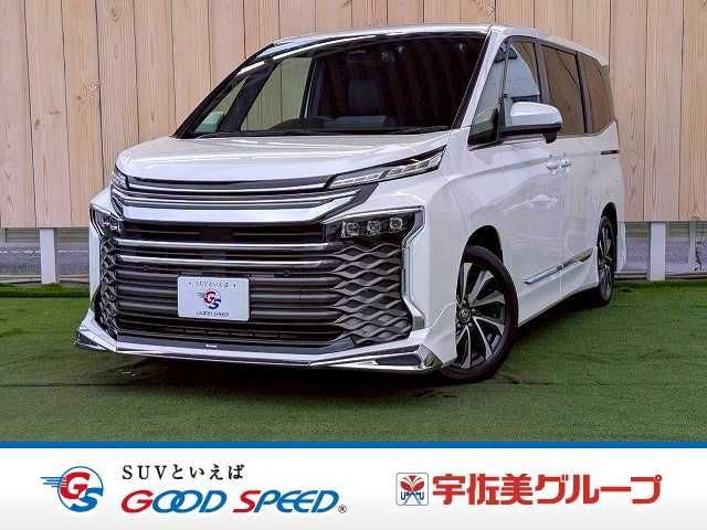 TOYOTA / VOXY HYBRID