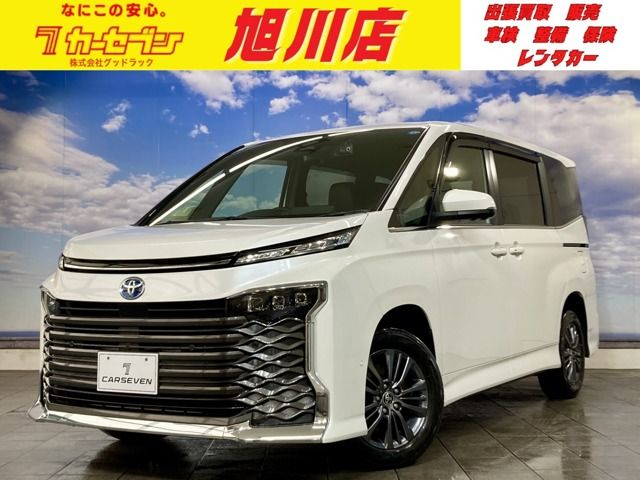 TOYOTA / VOXY HYBRID 4WD