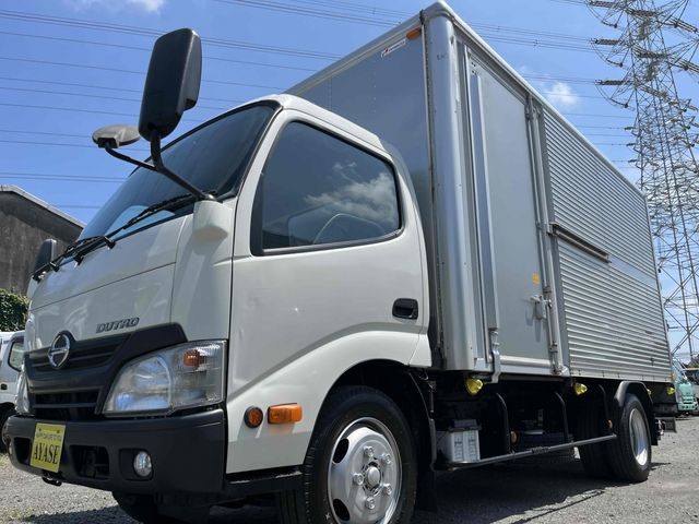 HINO / DUTRO