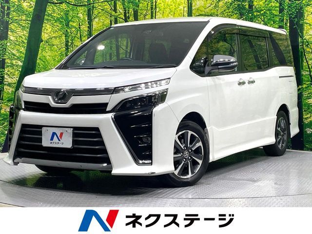 TOYOTA / VOXY
