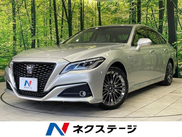 TOYOTA / CROWN sedan hybrid