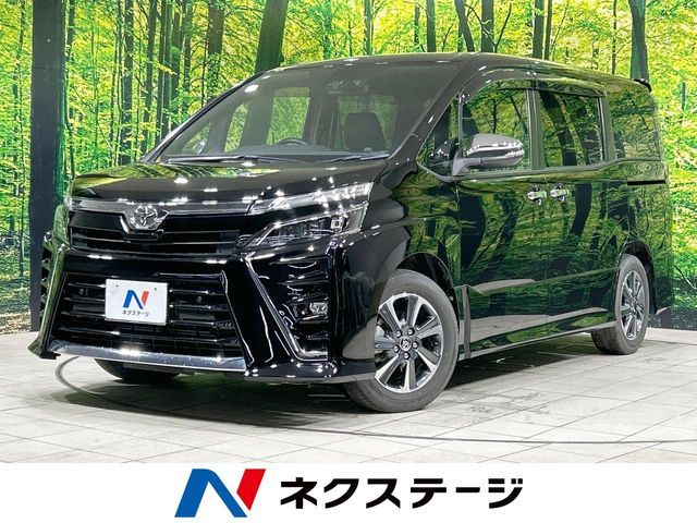 TOYOTA / VOXY