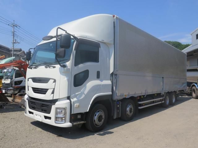 ISUZU / GIGA