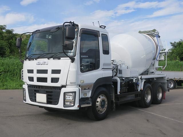 ISUZU / GIGA