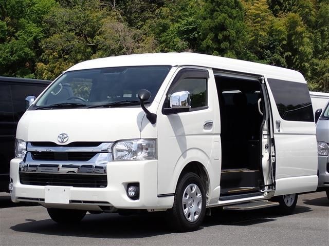 TOYOTA / HIACE wagon 4WD