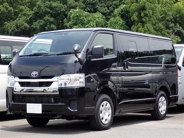 TOYOTA / HIACE van 4WD