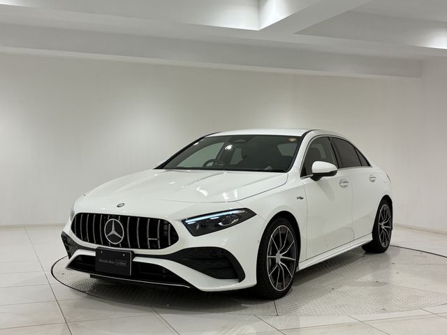 Japanese used car Ref# 1641366 MERCEDES BENZ / MERCEDES AMG Aclass sedan