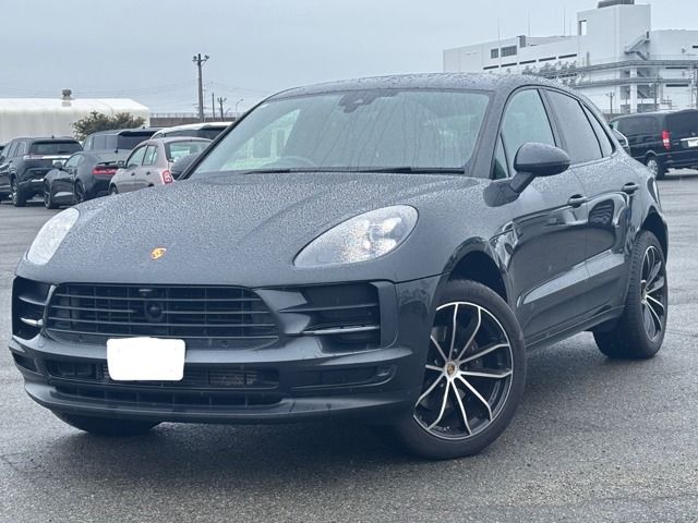 PORSCHE / PORSCHE Macan