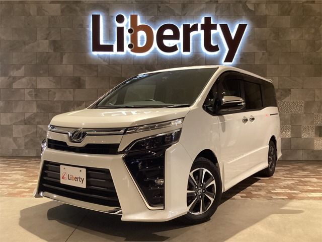 TOYOTA / VOXY