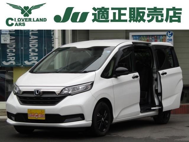 HONDA / FREED plus HYBRID 4WD