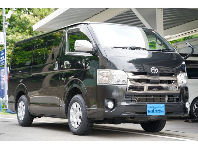 Japanese used car Ref# 1641845 TOYOTA / HIACE van 4WD