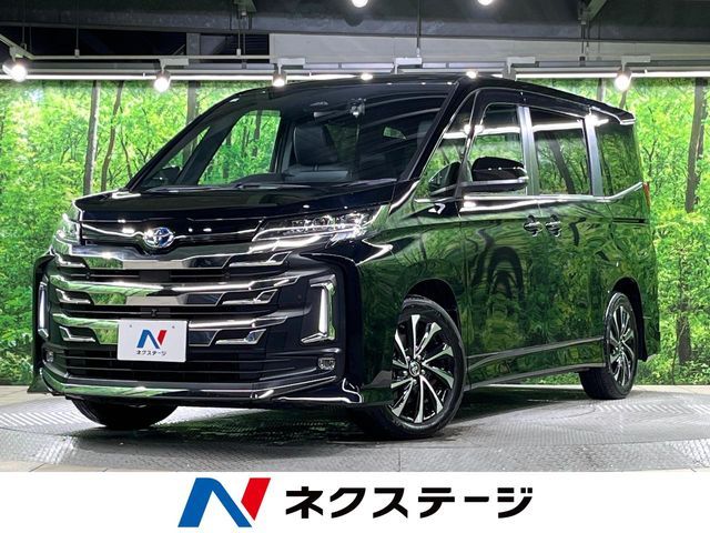 TOYOTA / NOAH HYBRID