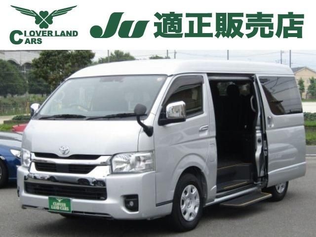 TOYOTA / HIACE wagon