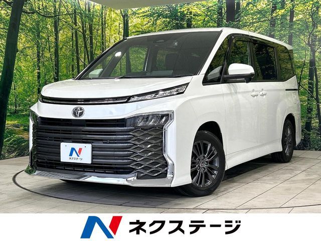 TOYOTA / VOXY