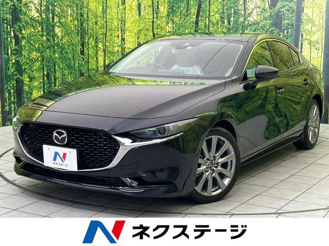 Japanese used car Ref# 1642666 MAZDA / MAZDA3 SEDAN