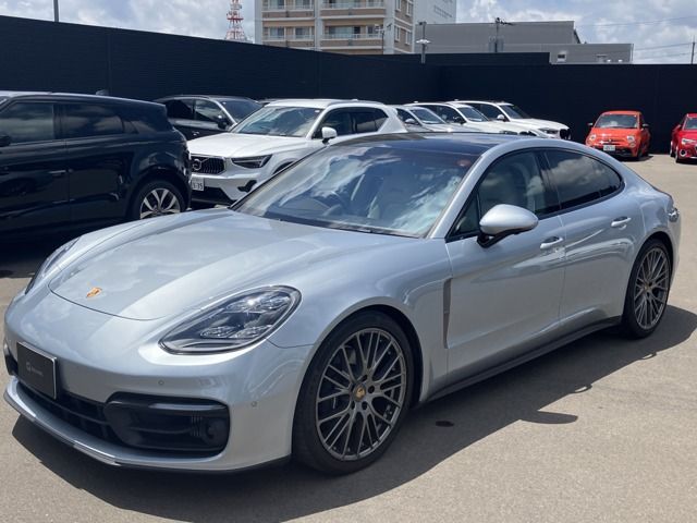 Japanese used car Ref# 1642911 PORSCHE / PORSCHE PANAMERA
