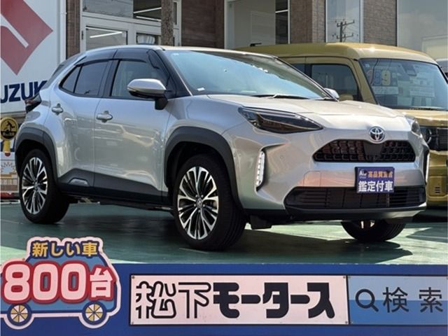 TOYOTA / YARIS CROSS HYBRID