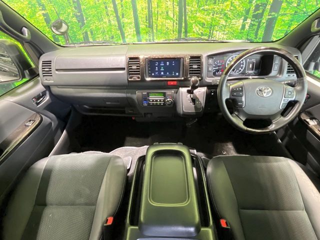 HIACE van 4WD