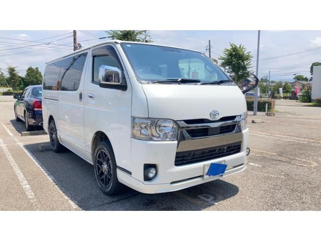 TOYOTA / HIACE van 4WD