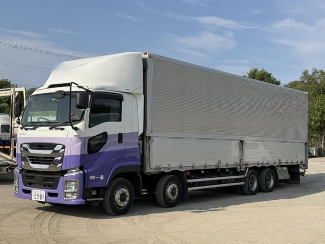 ISUZU / GIGA