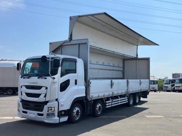 ISUZU / GIGA