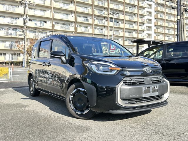 TOYOTA / SIENTA