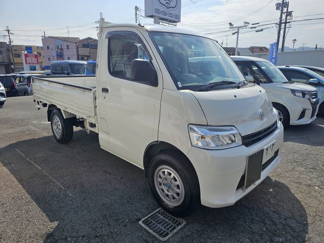 Japanese used car Ref# 1643641 TOYOTA / TOWNACE truck 2WD