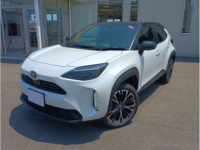 Japanese used car Ref# 1643642 TOYOTA / YARIS CROSS HYBRID