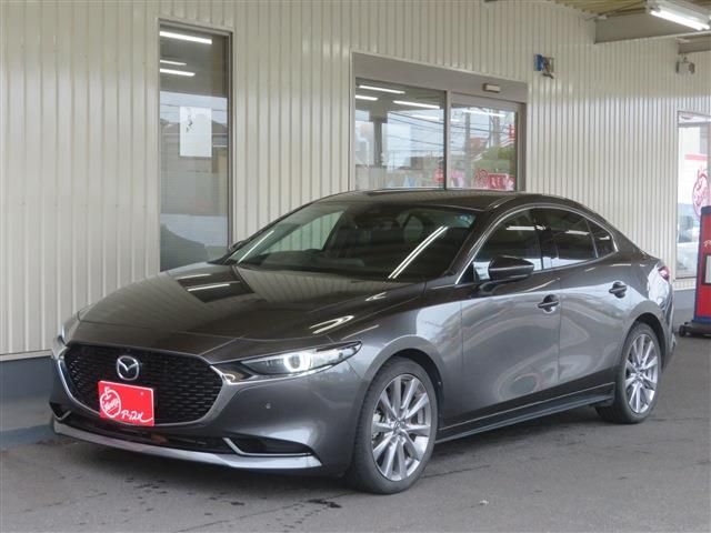 Japanese used car Ref# 1643645 MAZDA / MAZDA3 SEDAN
