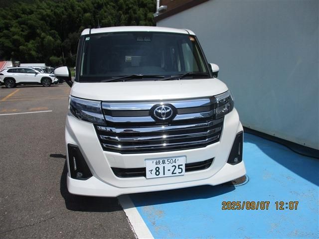 Japanese used car Ref# 1643796 TOYOTA / ROOMY