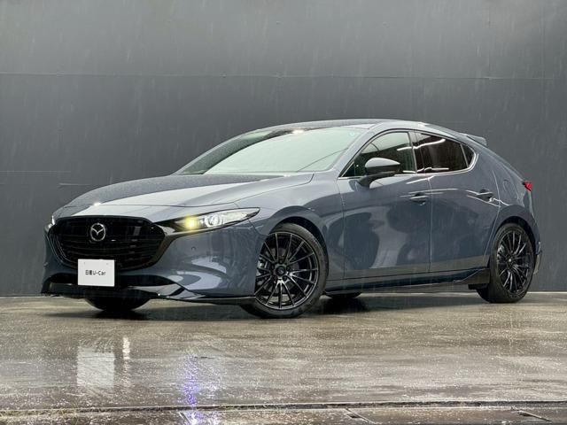 Japanese used car Ref# 1643809 MAZDA / MAZDA3 FASTBACK