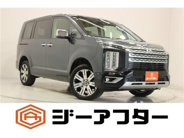 Japanese used car Ref# 1643842 MITSUBISHI / DELICA D:5 4WD