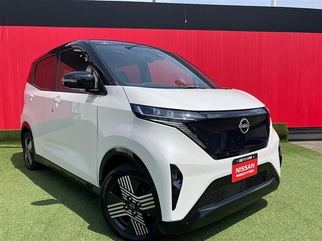 NISSAN / SAKURA