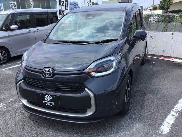 TOYOTA / SIENTA HYBRID